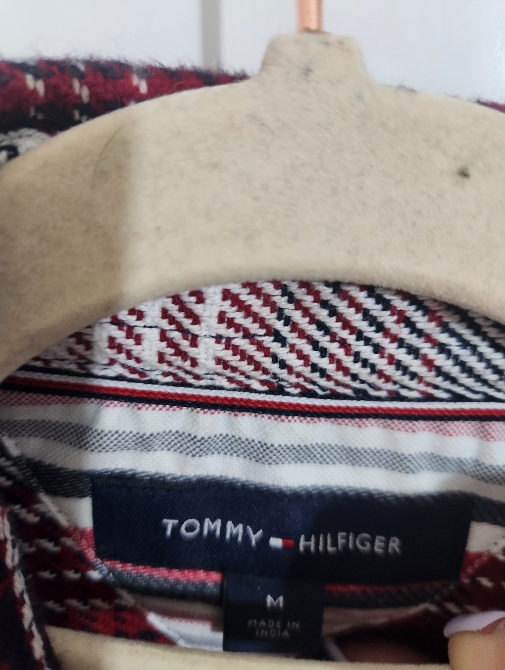 Tommy Hilfiger Men's Red Plaid Over Shirt - Picture 3 of 10
